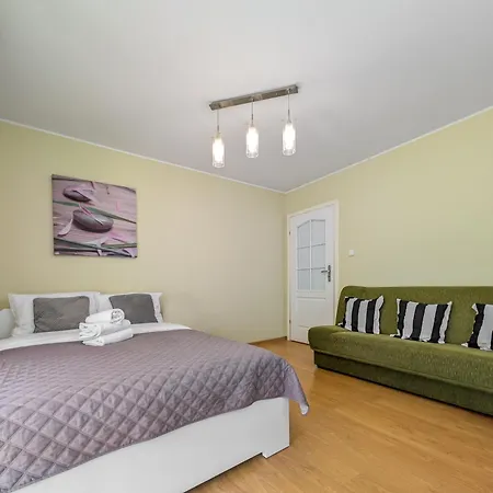 Pochyla Haven By Bookinghost Appartamento *