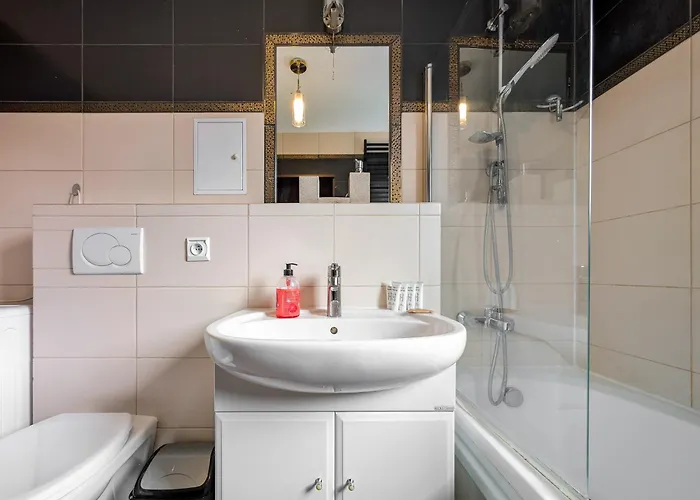 Pochyla Haven By Bookinghost Appartamento *